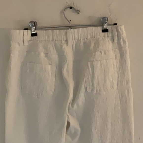 DG2 by Diane Gilman Virtual Stretch Straight Leg Jeans, Size 10P, White - Picture 3 of 8